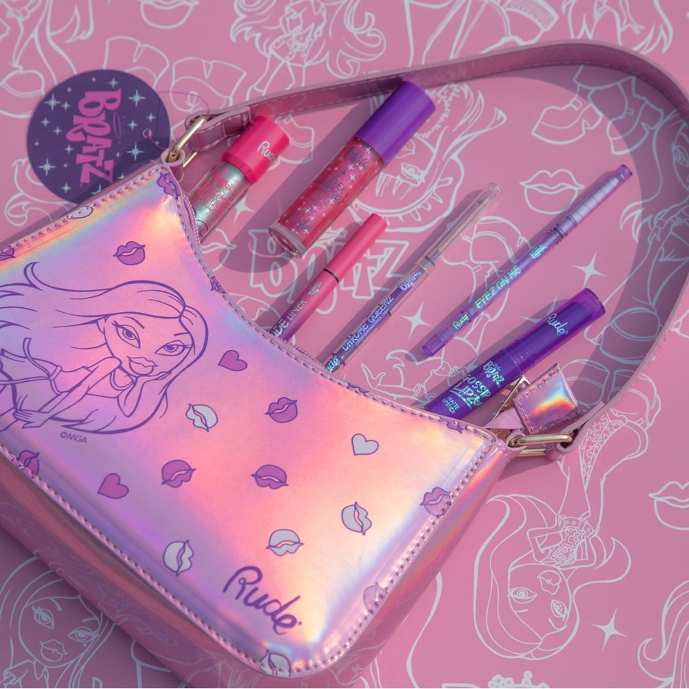 Bratz X Rude Cosmetics Makeup Bag - Picture 7 of 7